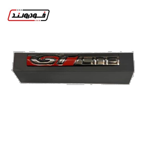 آرم GT LINE جلو پنجره پژو 508