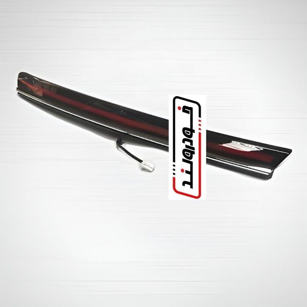 چراغ خطر عقب وسط دیگنیتی